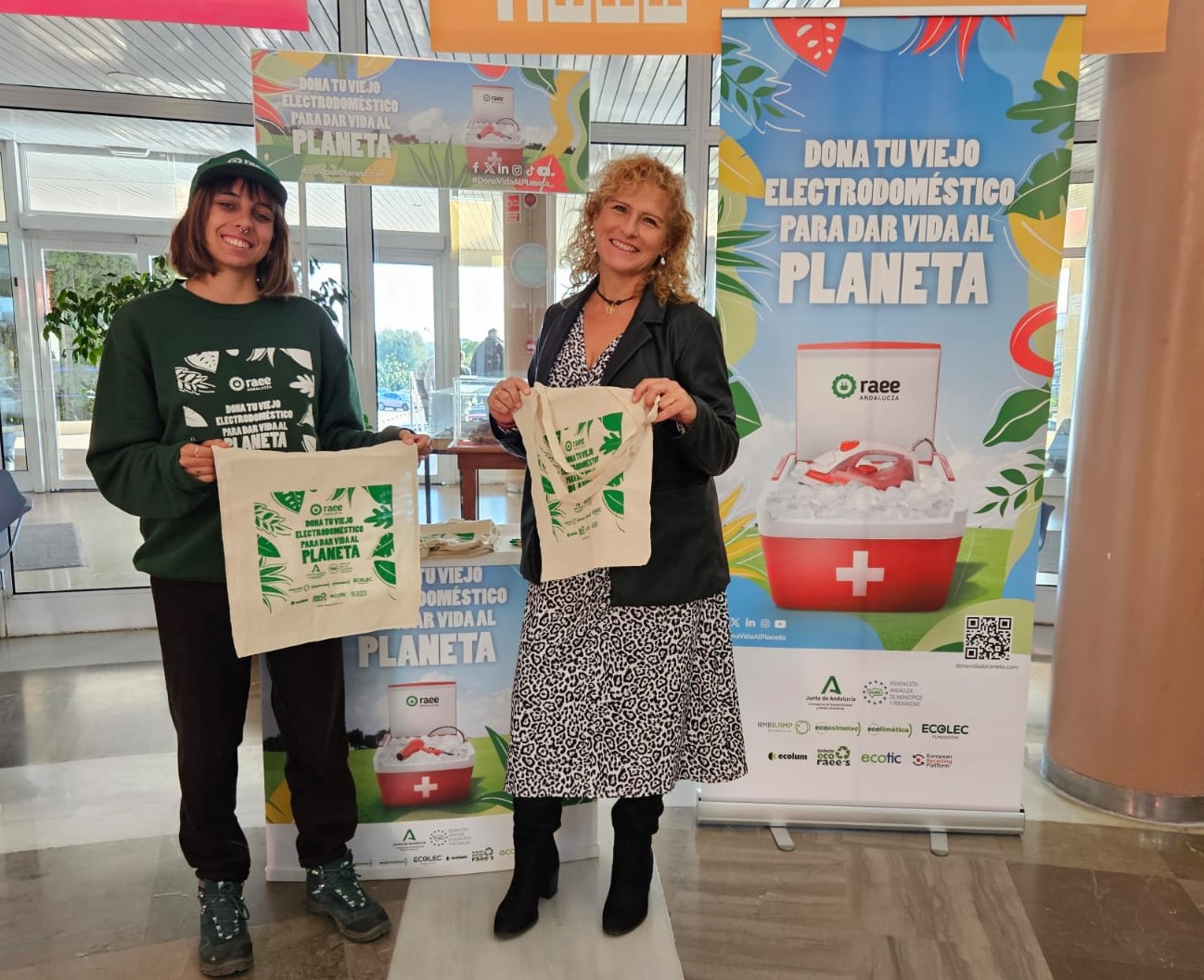 La quinta edición de la campaña “Dona Vida al Planeta” llega a la Universidad de Cádiz.