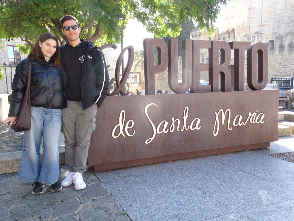 La ganadora del Desafío de Movilidad Sostenible disfruta de la ruta interpretada por la Bahía de Cádiz